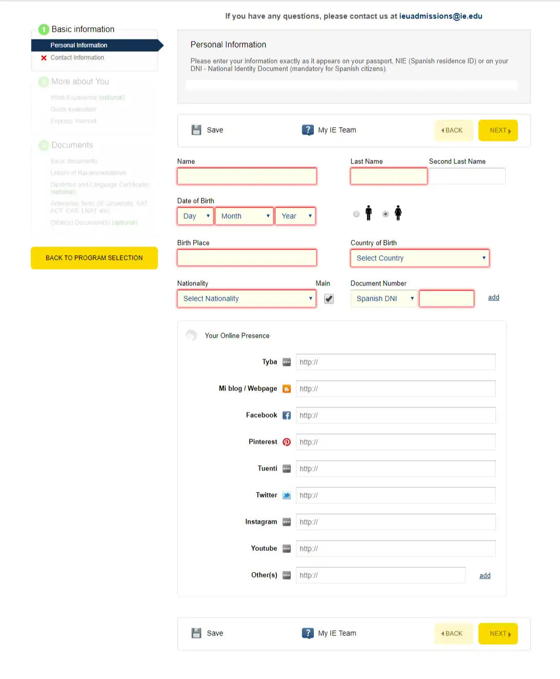 Añade tu número de pasaporte (o tu documento nacional de identidad español en caso de tenerlo), y tu nacionalidad. IE University también requiere acceso a tu perfil en diferentes redes sociales.