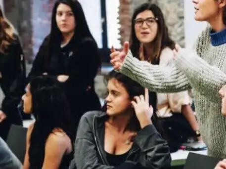 ¿Quieres estudiar de todo? IE University ofrece a sus estudiantes una amplia variedad de programas de doble grado.